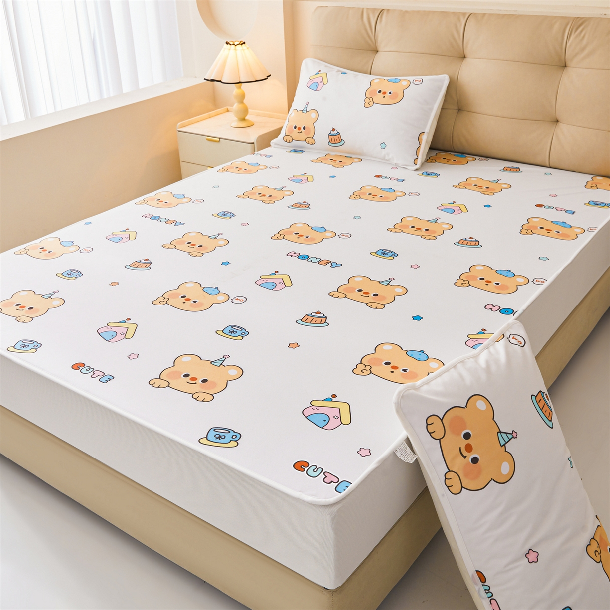 91家纺网 家纺一手货源 找家纺 女子家纺 2026春夏新款TPU防水隔尿床护垫床笠款印花小清新卡通儿童床垫保护套 防水床笠-微笑先生