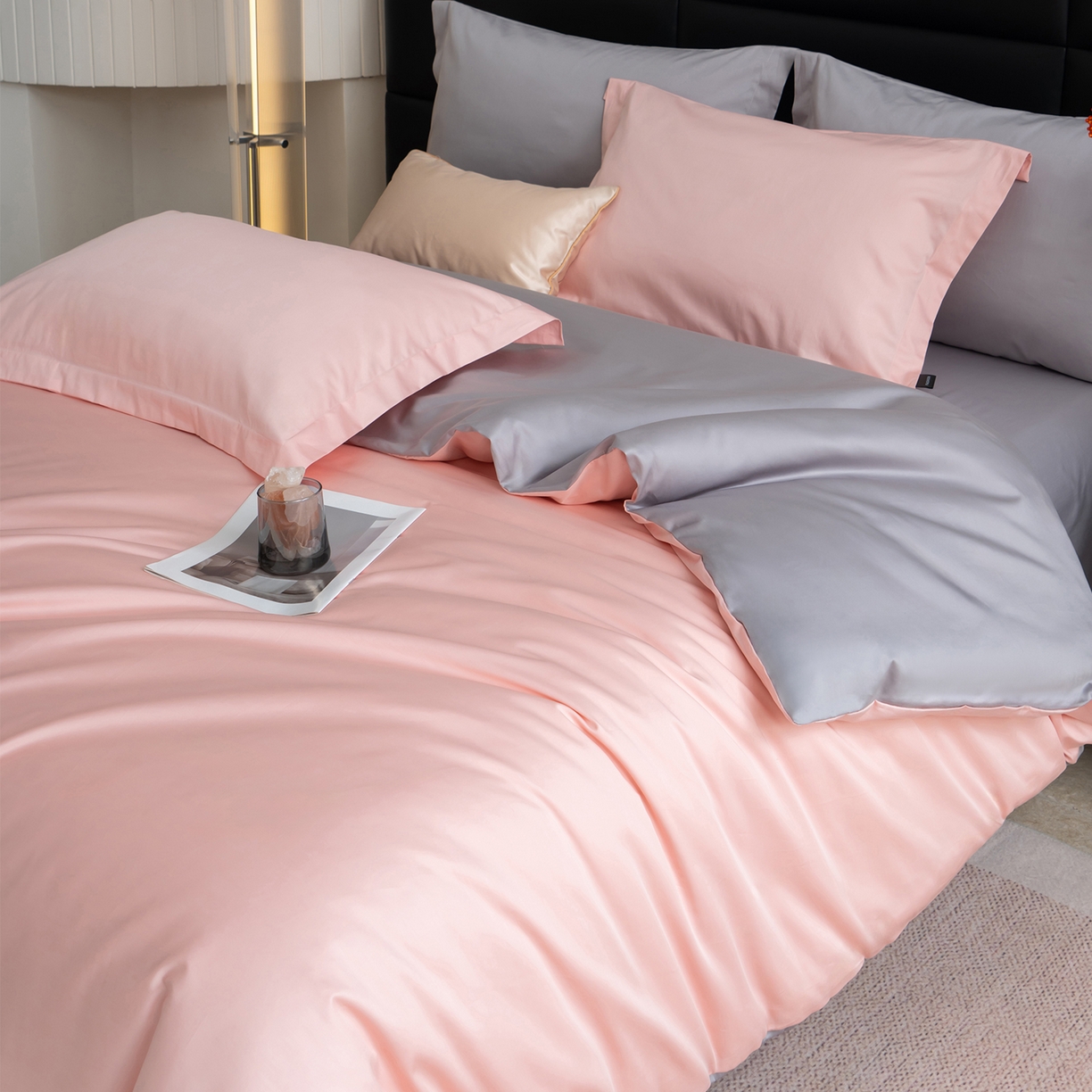 91家纺网 家纺一手货源 找家纺 凌云家纺 2026春夏新款A类100支长绒棉四件套-辉煌 礼盒装 提供买家秀  联系客服 辉煌（玉灰）