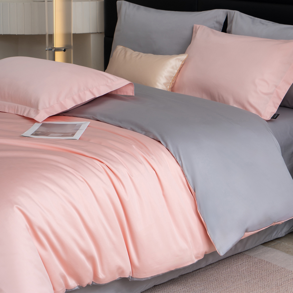 91家纺网 家纺一手货源 找家纺 凌云家纺 2026春夏新款A类100支长绒棉四件套-辉煌 礼盒装 提供买家秀  联系客服 辉煌（玉灰）