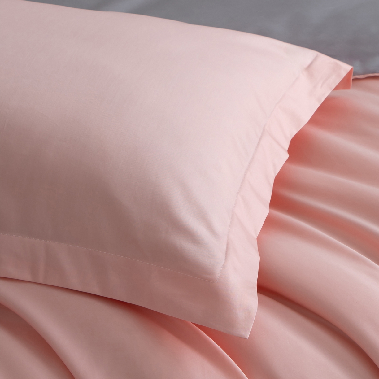 91家纺网 家纺一手货源 找家纺 凌云家纺 2026春夏新款A类100支长绒棉四件套-辉煌 礼盒装 提供买家秀  联系客服 辉煌（玉灰）