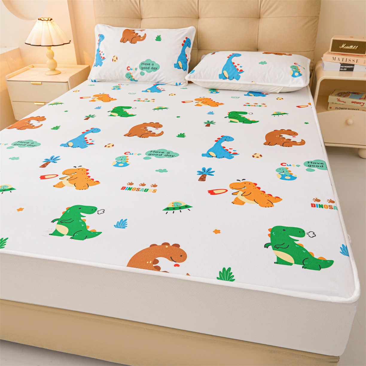 91家纺网 家纺一手货源 找家纺 女子家纺 2026春夏新款TPU防水隔尿床护垫床笠款印花小清新卡通儿童床垫保护套 防水床笠-小恐龙