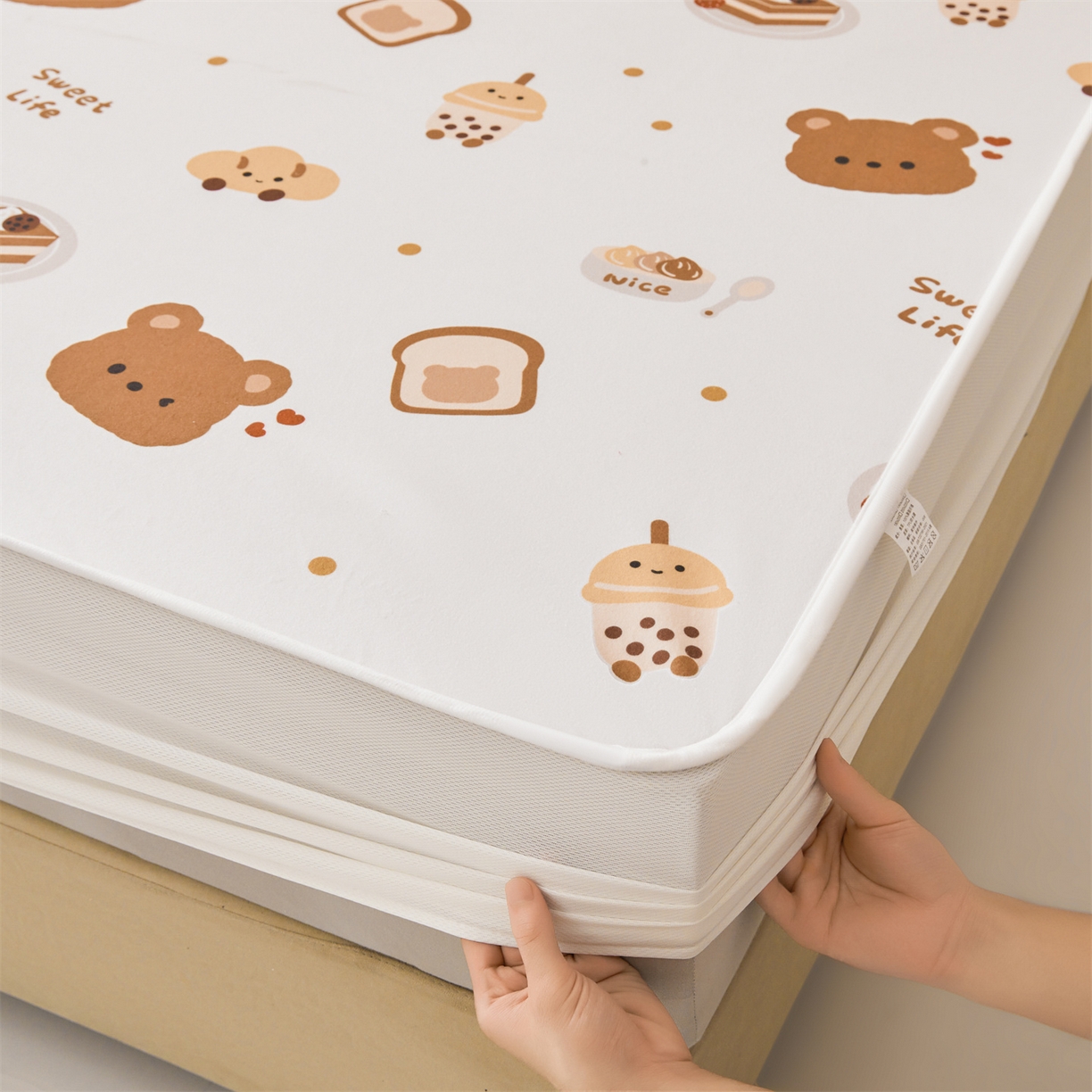 91家纺网 家纺一手货源 找家纺 女子家纺 2026春夏新款TPU防水隔尿床护垫床笠款印花小清新卡通儿童床垫保护套 防水床笠-小能派对