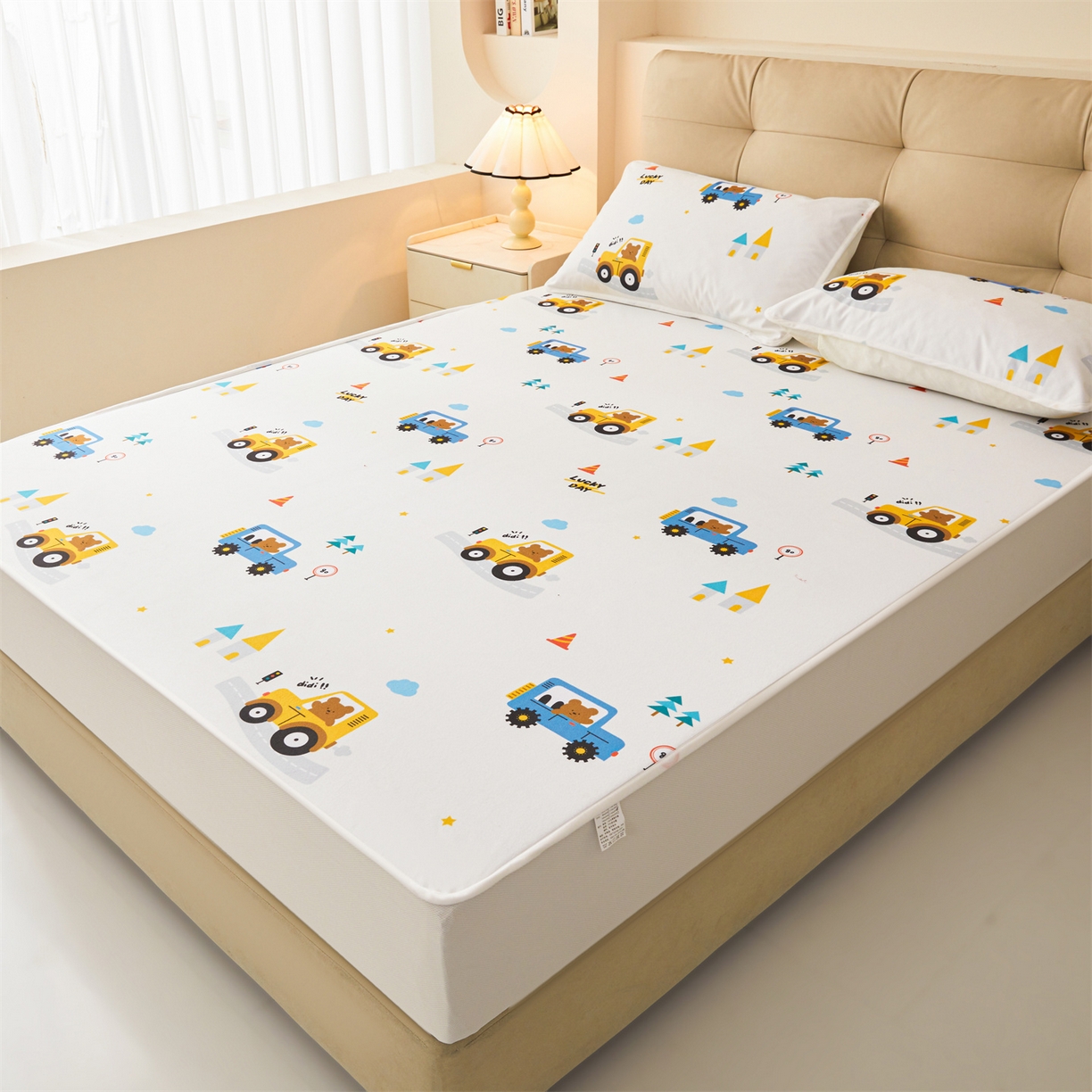 91家纺网 家纺一手货源 找家纺 女子家纺 2026春夏新款TPU防水隔尿床护垫床笠款印花小清新卡通儿童床垫保护套 防水床笠-小汽车