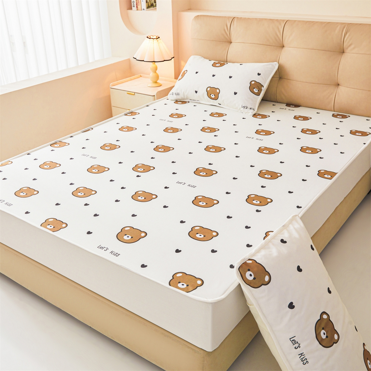 91家纺网 家纺一手货源 找家纺 女子家纺 2026春夏新款TPU防水隔尿床护垫床笠款印花小清新卡通儿童床垫保护套 防水床笠-小熊派对