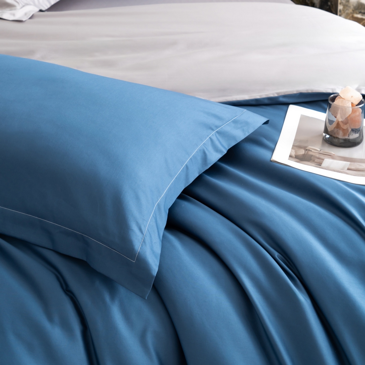 91家纺网 家纺一手货源 找家纺 凌云家纺 2026春夏新款A类100支长绒棉四件套-辉煌 礼盒装 提供买家秀  联系客服 辉煌（宾利蓝+灰)