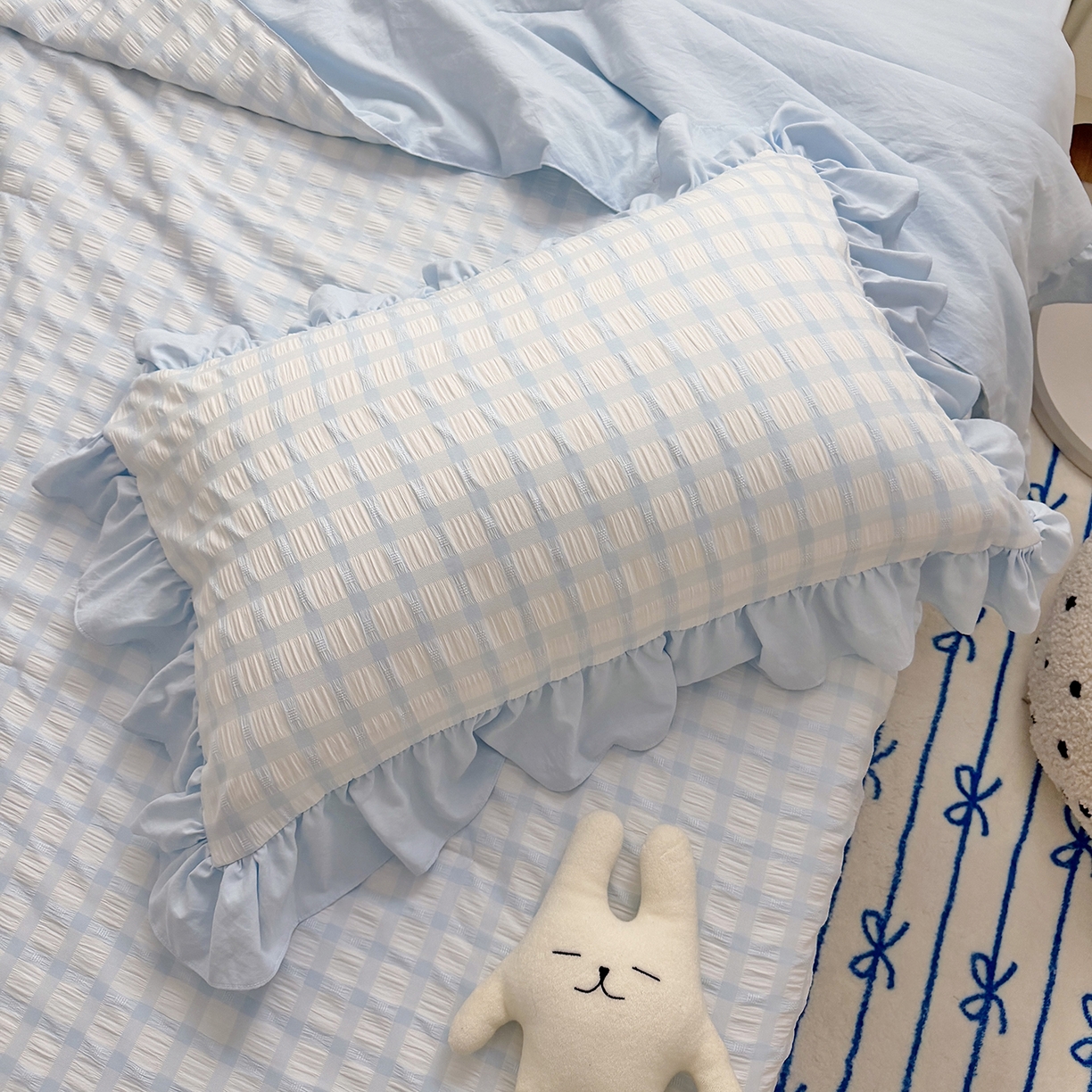 91家纺网 家纺一手货源 找家纺 （总）乐卧家居 2026新款韩系千禧梦核多巴胺美学少女感格纹褶皱款荷叶边夏被空调被