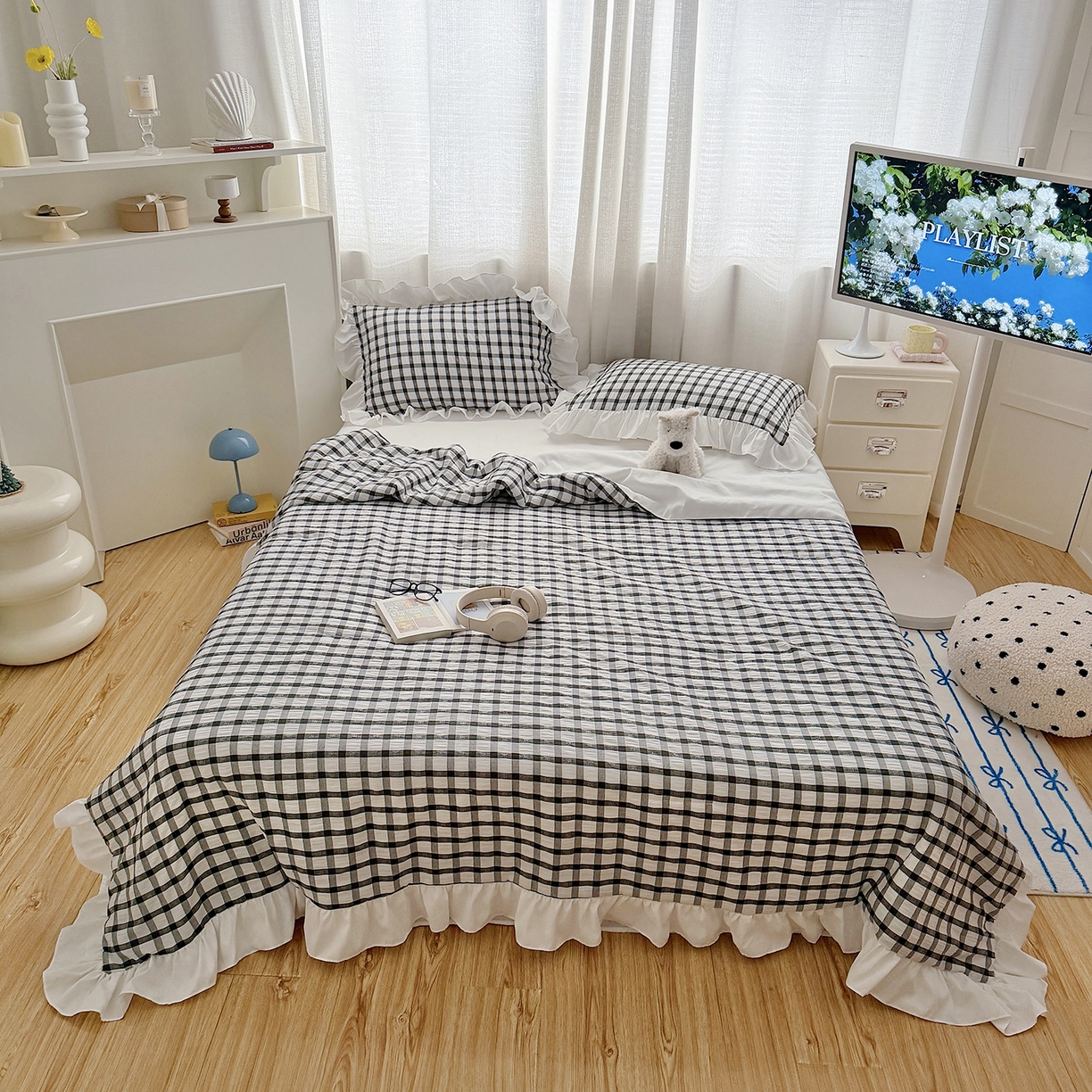 91家纺网 家纺一手货源 找家纺 乐卧家居 2026新款韩系千禧梦核多巴胺美学少女感格纹褶皱款荷叶边夏被空调被 千禧-经典黑