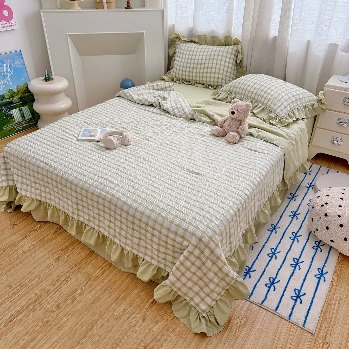 91家纺网 家纺一手货源 找家纺 乐卧家居 2026新款韩系千禧梦核多巴胺美学少女感格纹褶皱款荷叶边夏被空调被 千禧-复古绿