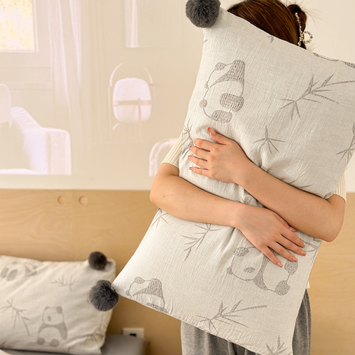 91家纺网 家纺一手货源 找家纺 丽涵家纺 2026春夏新款全棉纯棉水洗纱布提花四件套-竹韵熊猫 竹韵熊猫-灰