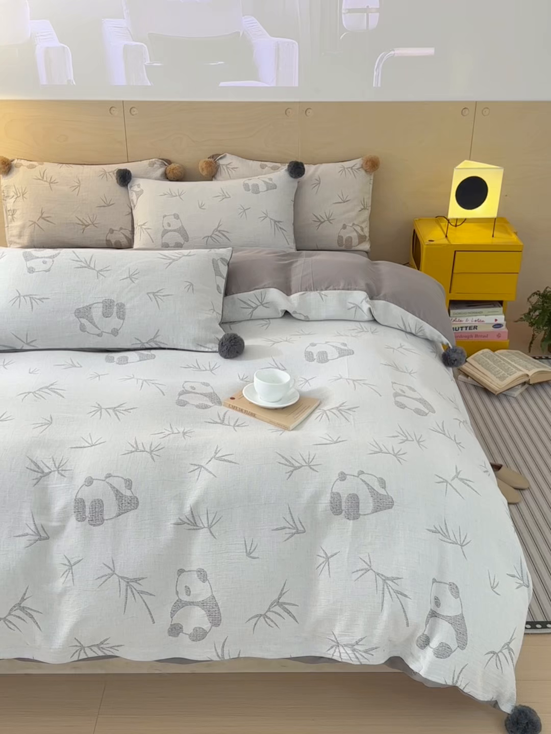 91家纺网 家纺一手货源 找家纺 丽涵家纺 2026春夏新款全棉纯棉水洗纱布提花四件套-竹韵熊猫 竹韵熊猫-灰