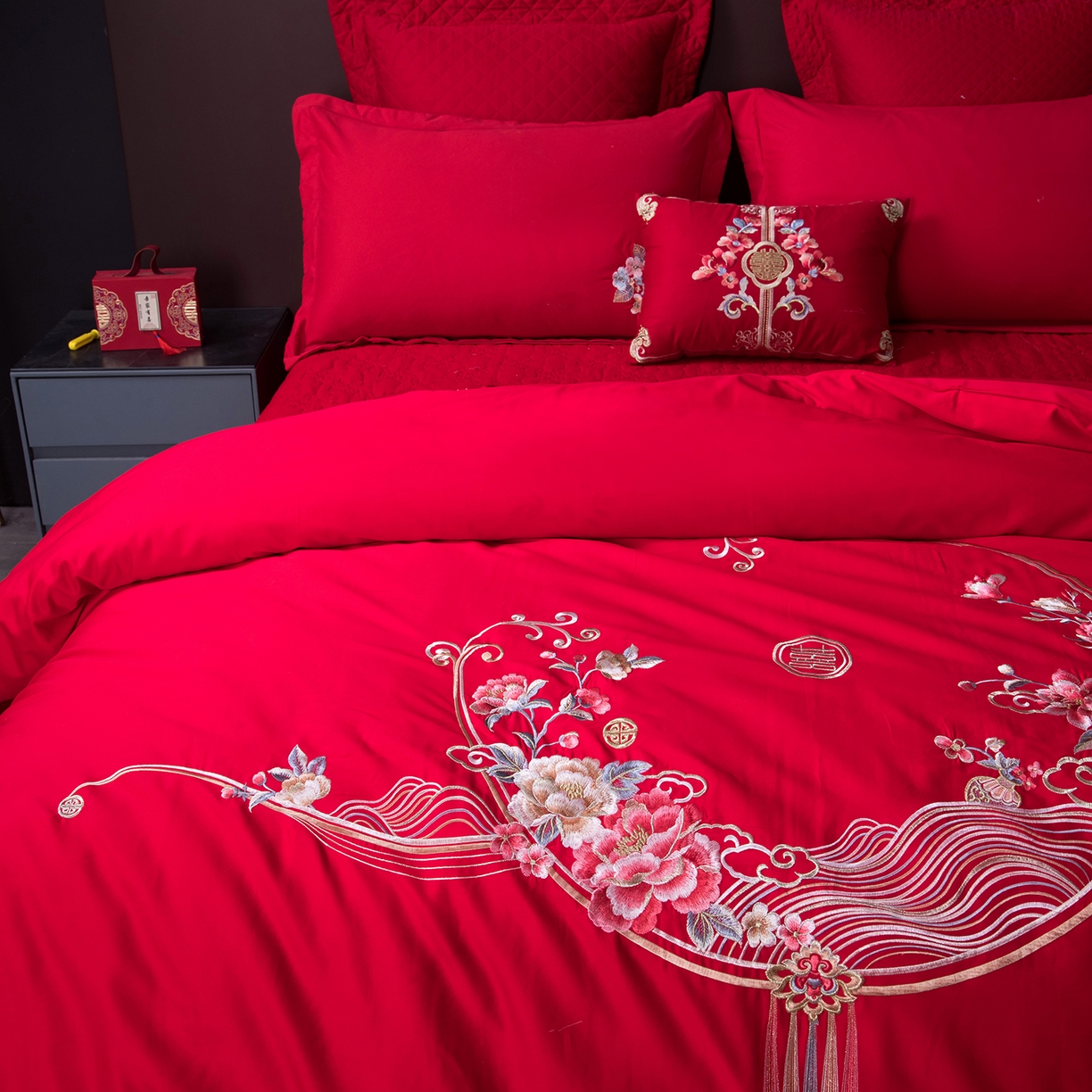 91家纺网 家纺一手货源 找家纺 鑫田家纺 2026新款60支全棉婚庆蚕丝被100%柞蚕丝夏被春秋被冬被子母被礼品被桑蚕丝被 喜结连理