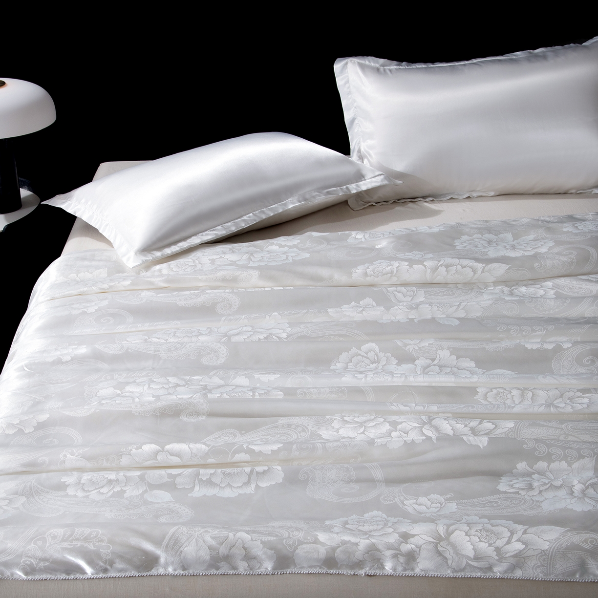 91家纺网 家纺一手货源 找家纺 鑫田家纺 2026新款100%蚕丝被柞蚕丝夏凉被牡丹花大提花春秋被冬被子母被礼品被夏被桑蚕丝被 牡丹花-白色