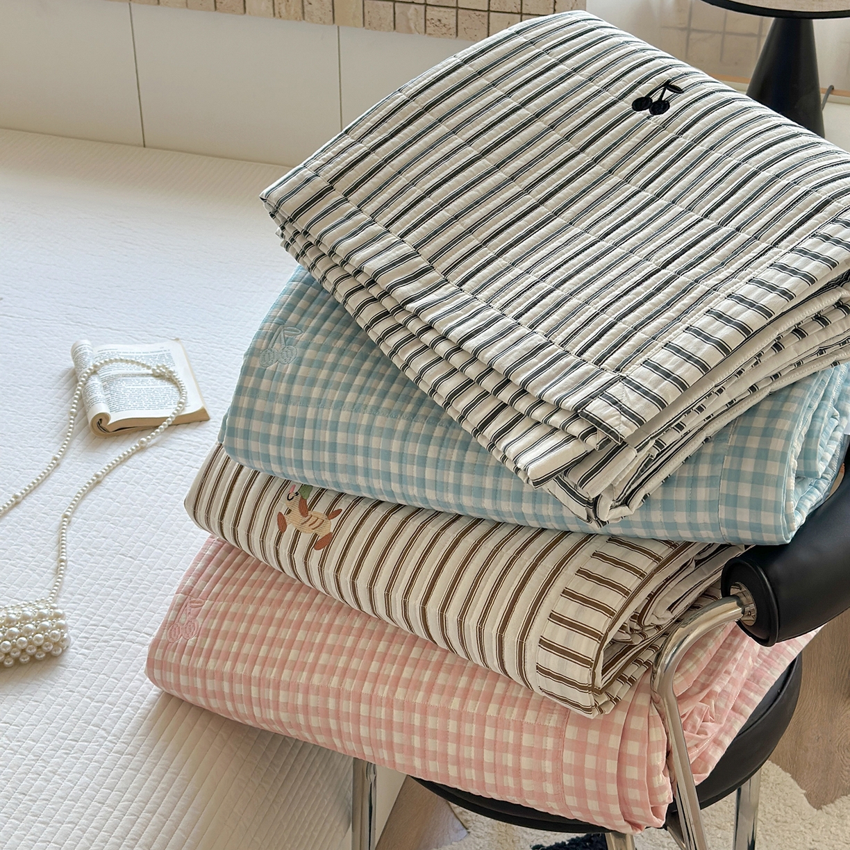 91家纺网 家纺一手货源 找家纺 琳可家居 2026春夏新品双面斜纹全棉印花绣花床盖可机洗加密绗缝高温水洗 组合