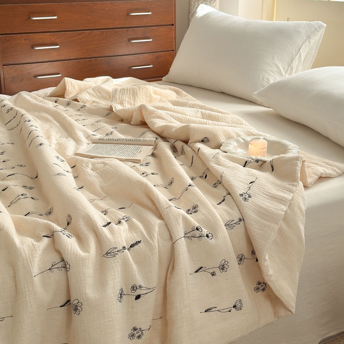 91家纺网 家纺一手货源 找家纺 木楌家居 2026新款棉麻皱皱纱刺绣款夏被-棉野序章系列 墨绘花影