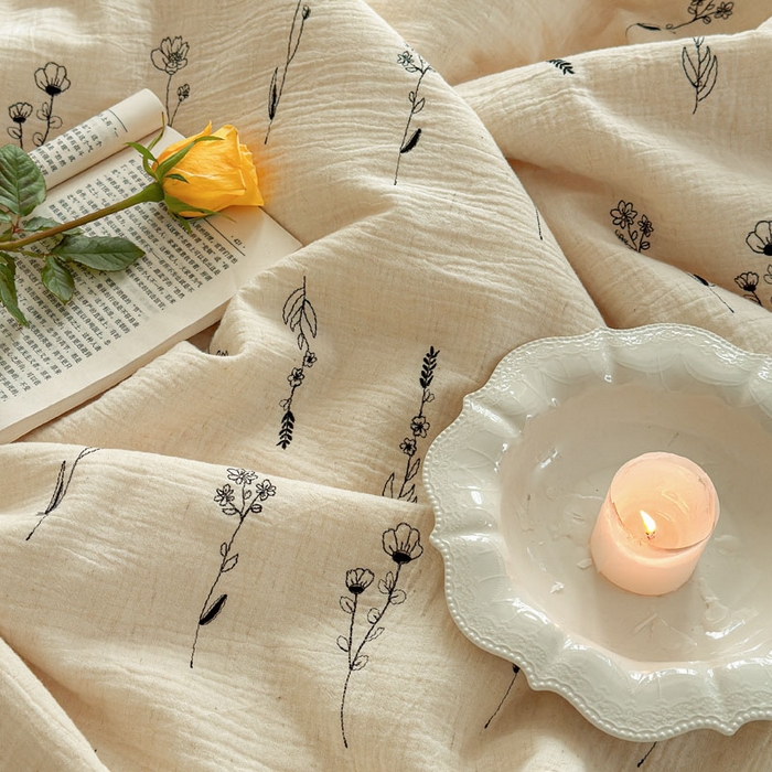 91家纺网 家纺一手货源 找家纺 木楌家居 2026新款棉麻皱皱纱刺绣款夏被-棉野序章系列 墨绘花影