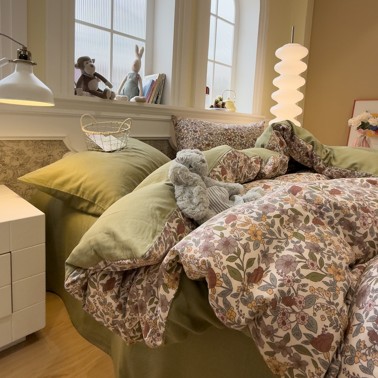 91家纺网 家纺一手货源 找家纺 呗旺鹿 2026新款春暖花开之全棉纯棉双层纱花草法式四件套 花澜红