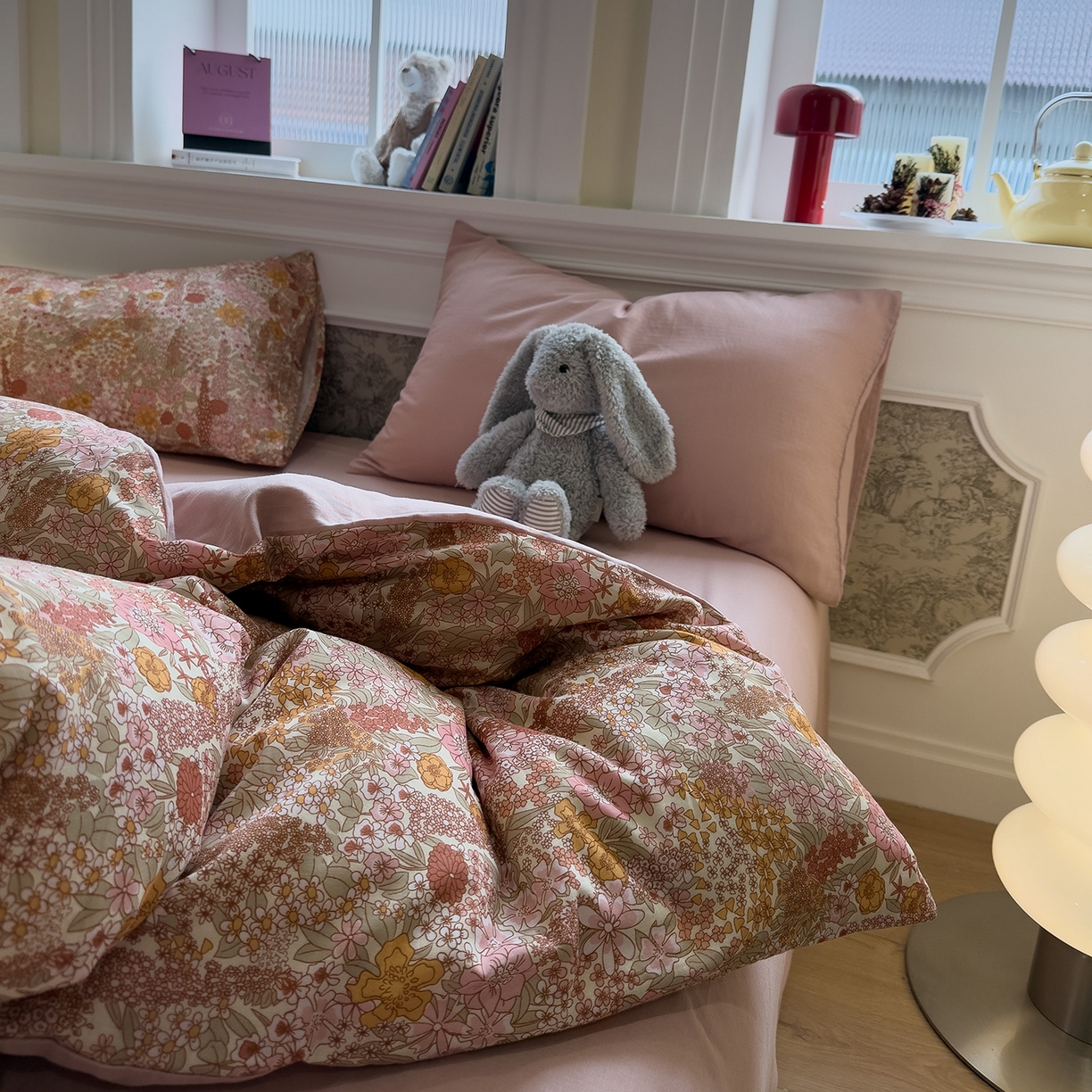 91家纺网 家纺一手货源 找家纺 呗旺鹿 2026新款春暖花开之全棉纯棉双层纱花草法式四件套 繁花谧园米