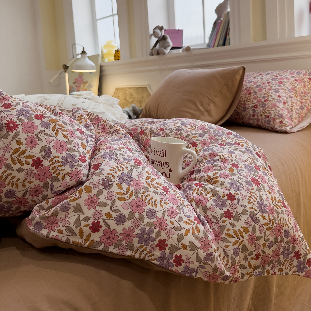 91家纺网 家纺一手货源 找家纺 呗旺鹿 2026新款春暖花开之全棉纯棉双层纱花草法式四件套 花野绮境米