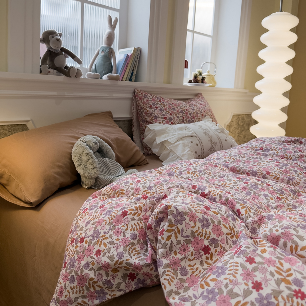 91家纺网 家纺一手货源 找家纺 呗旺鹿 2026新款春暖花开之全棉纯棉双层纱花草法式四件套 花野绮境米