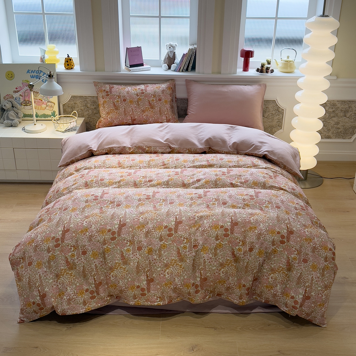 91家纺网 家纺一手货源 找家纺 呗旺鹿 2026新款春暖花开之全棉纯棉双层纱花草法式四件套 繁花谧园米