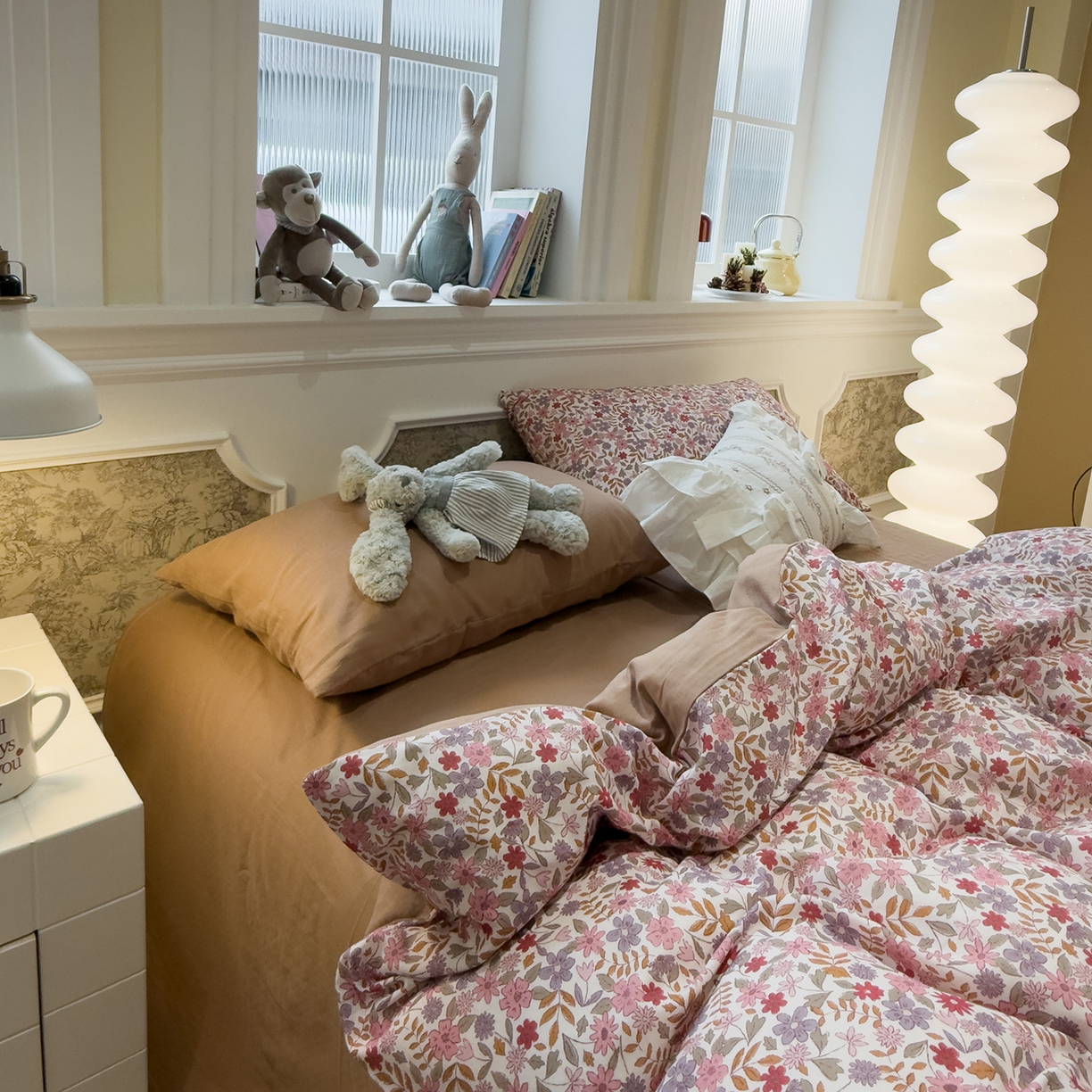 91家纺网 家纺一手货源 找家纺 呗旺鹿 2026新款春暖花开之全棉纯棉双层纱花草法式四件套 花野绮境米