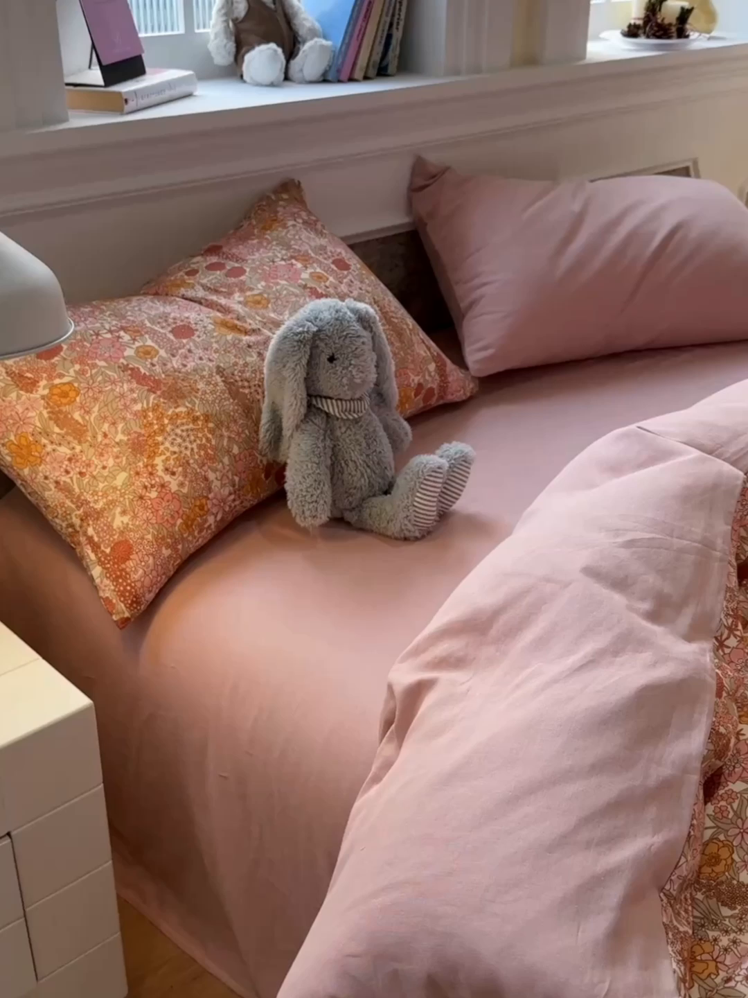 91家纺网 家纺一手货源 找家纺 呗旺鹿 2026新款春暖花开之全棉纯棉双层纱花草法式四件套 繁花谧园米