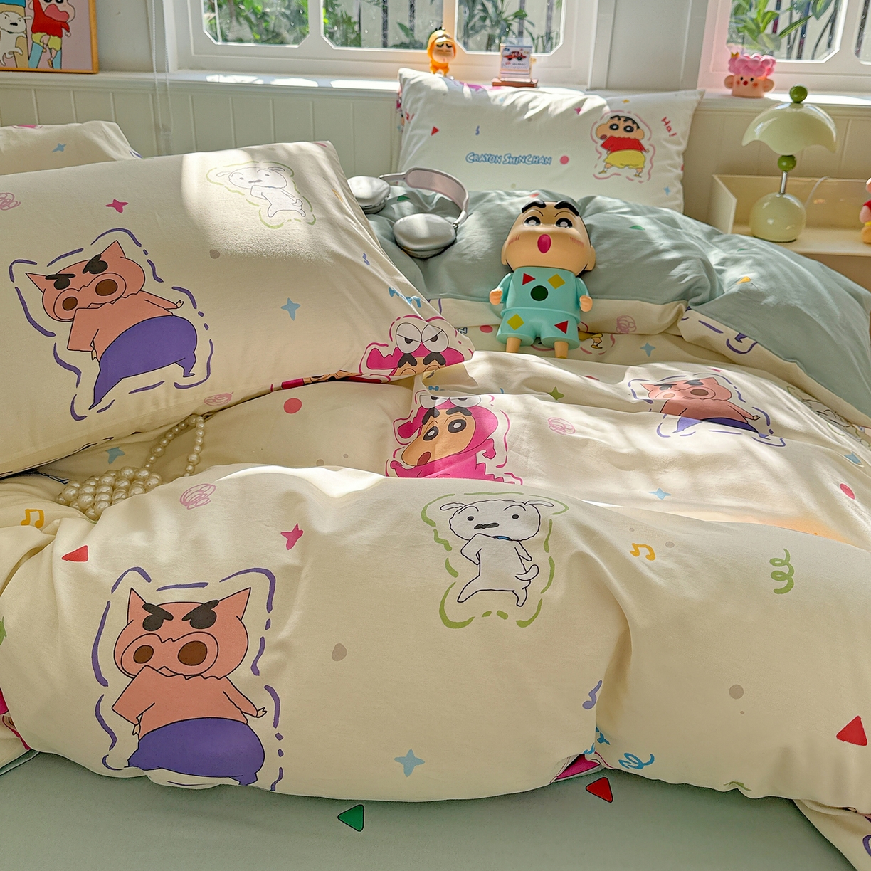 91家纺网 家纺一手货源 找家纺 耀悦家纺 2026新款卡通蜡笔小新正版授权全棉纯棉四件套 可爱小新