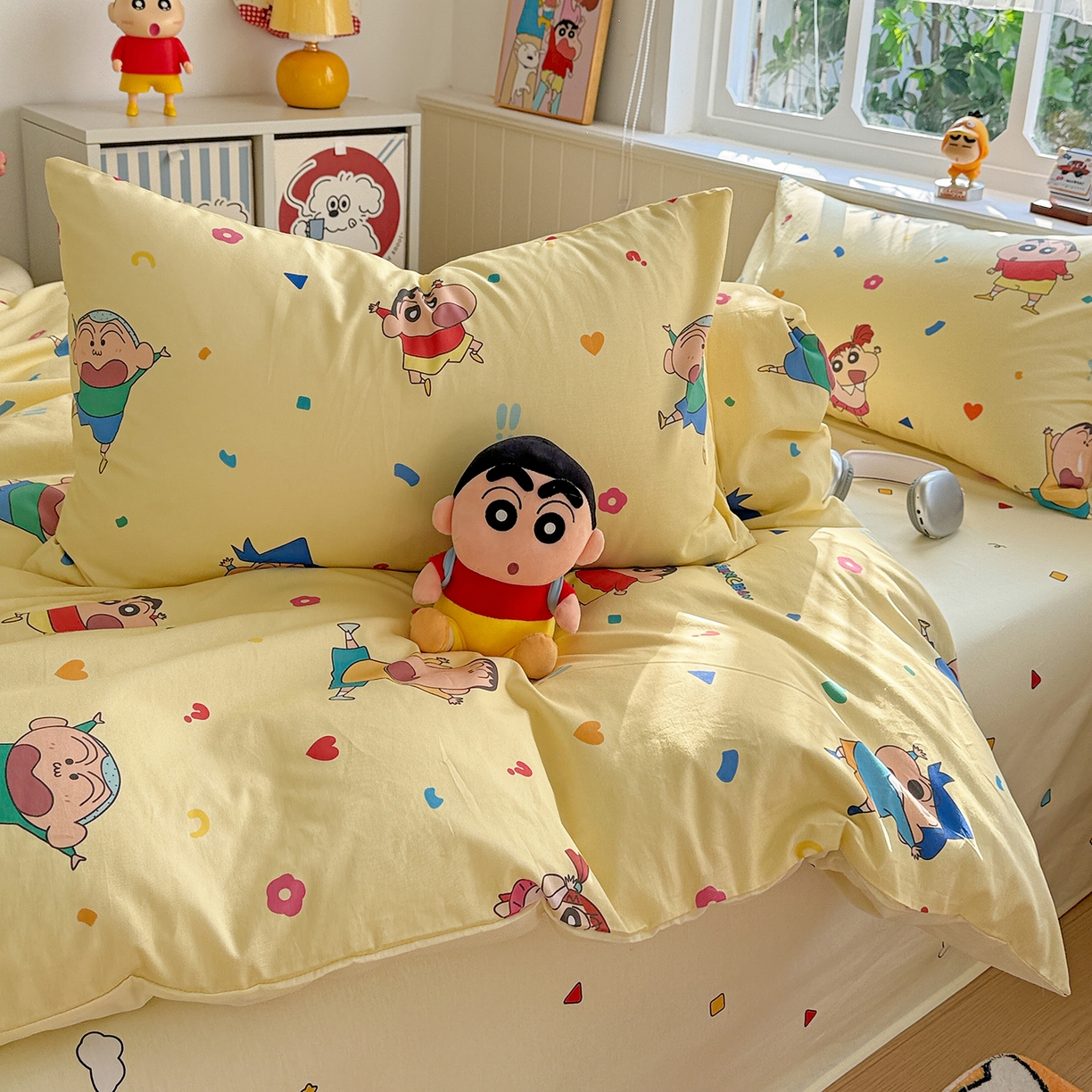 91家纺网 家纺一手货源 找家纺 耀悦家纺 2026新款卡通蜡笔小新正版授权全棉纯棉四件套 萌萌小新