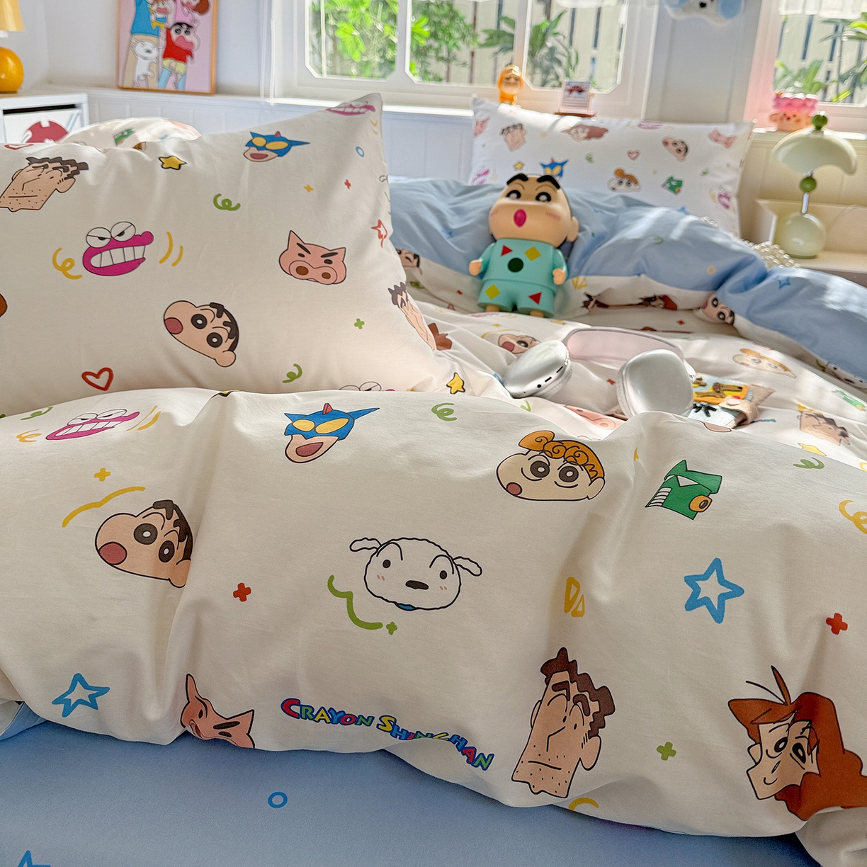 91家纺网 家纺一手货源 找家纺 耀悦家纺 2026新款卡通蜡笔小新正版授权全棉纯棉四件套 幸运小新