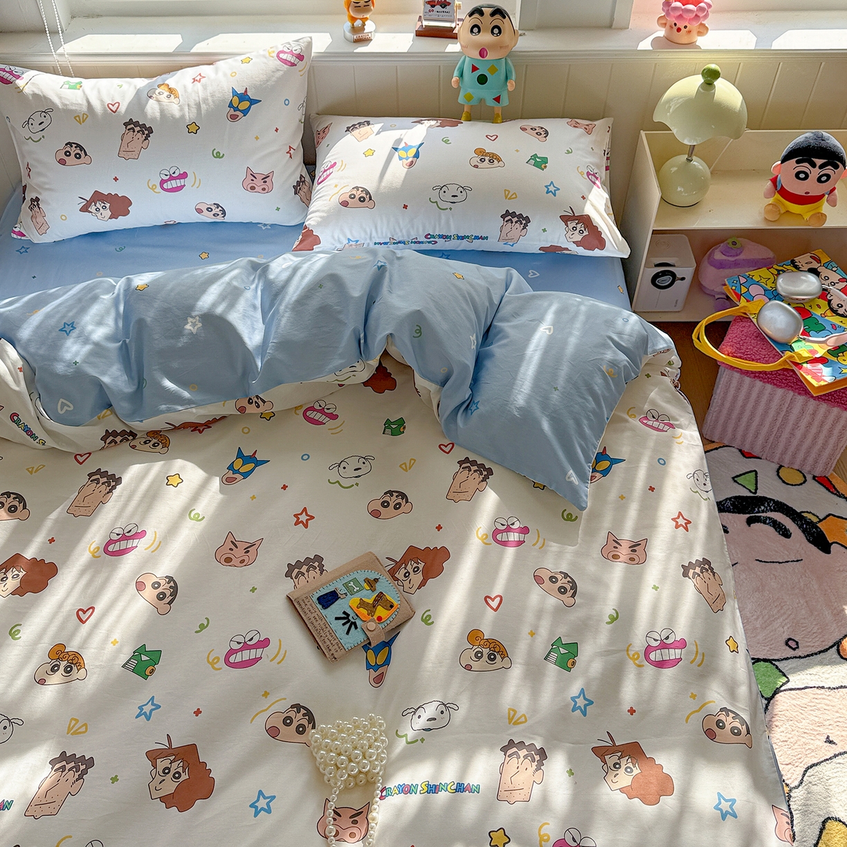 91家纺网 家纺一手货源 找家纺 耀悦家纺 2026新款卡通蜡笔小新正版授权全棉纯棉四件套 幸运小新