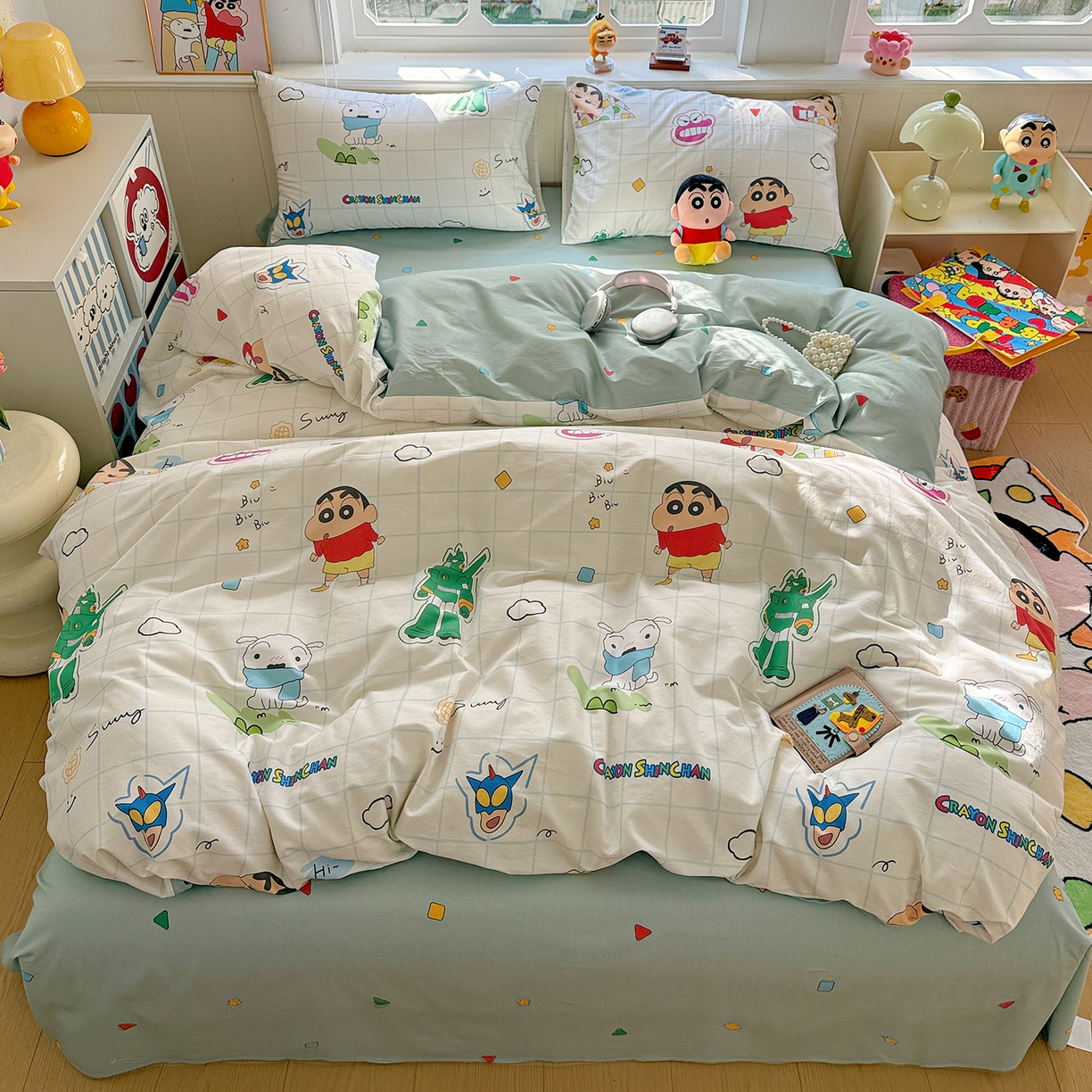 91家纺网 家纺一手货源 找家纺 耀悦家纺 2026新款卡通蜡笔小新正版授权全棉纯棉四件套 休闲小新