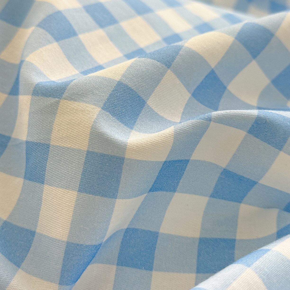 91家纺网 家纺一手货源 找家纺 耀悦家纺 2026新款卡通蜡笔小新正版授权全棉纯棉四件套 蓝格小新