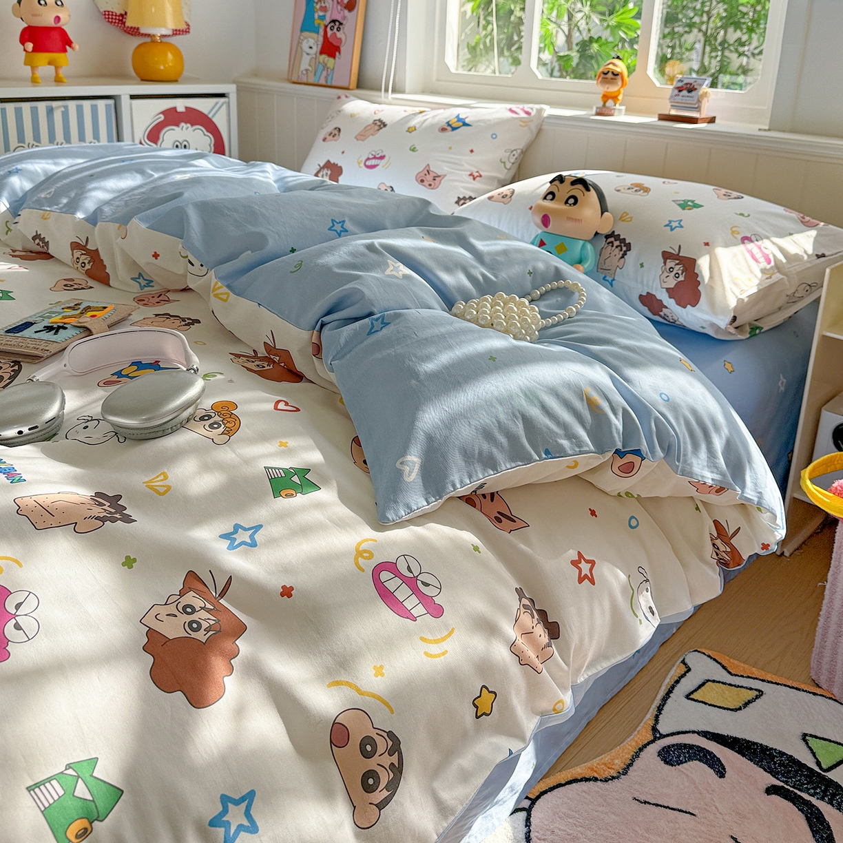 91家纺网 家纺一手货源 找家纺 耀悦家纺 2026新款卡通蜡笔小新正版授权全棉纯棉四件套 幸运小新