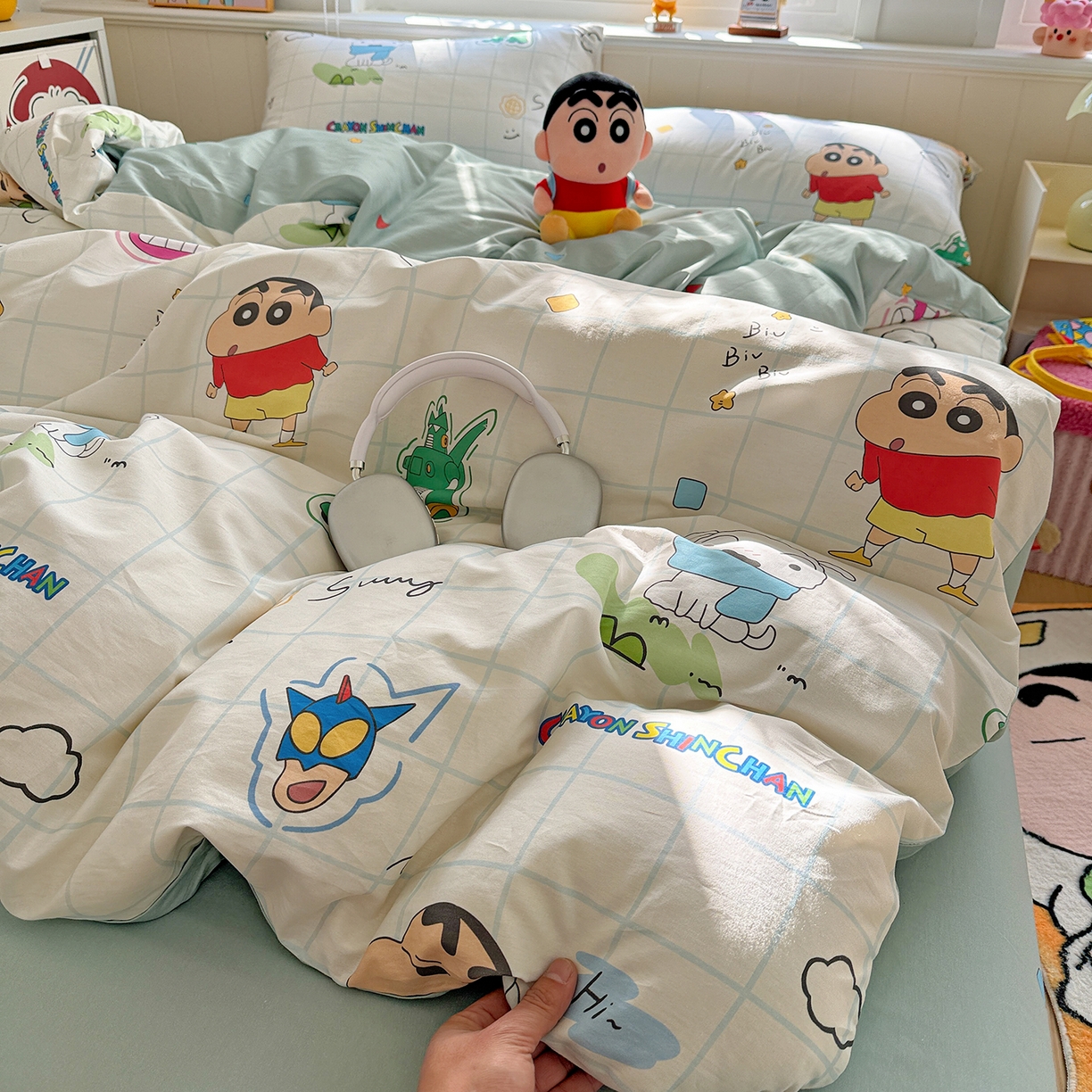 91家纺网 家纺一手货源 找家纺 耀悦家纺 2026新款卡通蜡笔小新正版授权全棉纯棉四件套 休闲小新