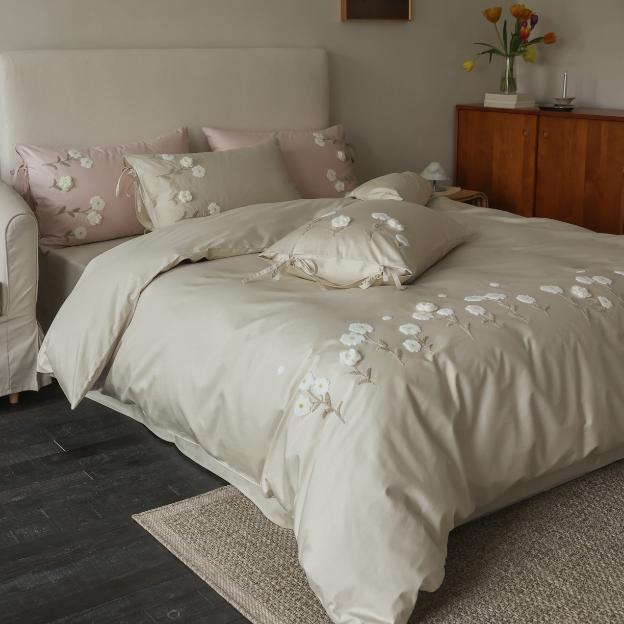 91家纺网 家纺一手货源 找家纺 （总）初拾 2026春夏新款贡缎全棉纯棉马海毛钩花“氛围感”毛巾绣—少女心事 控价： 日常券后不低于368元 会员减20