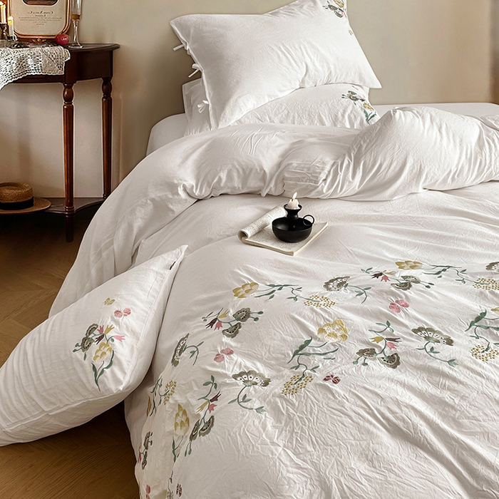 91家纺网 家纺一手货源 找家纺 yyds网供 2026新款复古刺绣绑带款水洗棉四件套三件套仿全棉纯棉汉麻被套A类高克重-蝶舞系列 绑带款蝶舞-本白