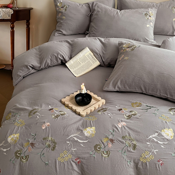 91家纺网 家纺一手货源 找家纺 yyds网供 2026新款复古刺绣绑带款水洗棉四件套三件套仿全棉纯棉汉麻被套A类高克重-蝶舞系列 绑带款蝶舞-麻灰
