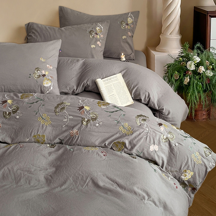 91家纺网 家纺一手货源 找家纺 yyds网供 2026新款复古刺绣绑带款水洗棉四件套三件套仿全棉纯棉汉麻被套A类高克重-蝶舞系列 绑带款蝶舞-麻灰