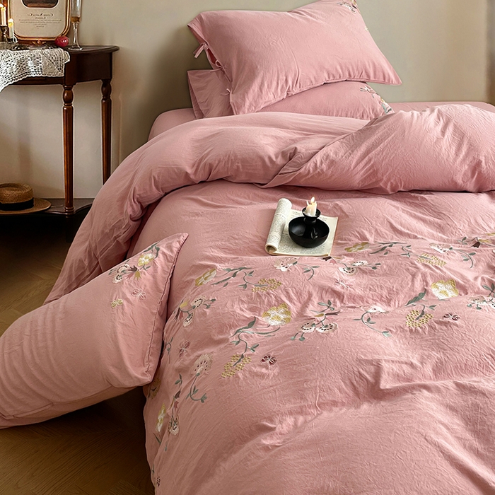 91家纺网 家纺一手货源 找家纺 yyds网供 2026新款复古刺绣绑带款水洗棉四件套三件套仿全棉纯棉汉麻被套A类高克重-蝶舞系列 绑带款蝶舞-萱粉