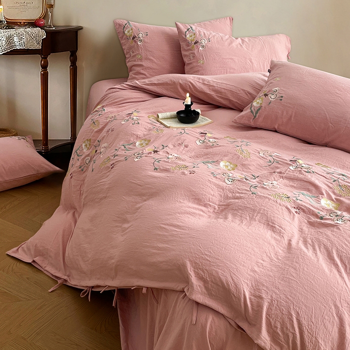 91家纺网 家纺一手货源 找家纺 yyds网供 2026新款复古刺绣绑带款水洗棉四件套三件套仿全棉纯棉汉麻被套A类高克重-蝶舞系列 绑带款蝶舞-萱粉