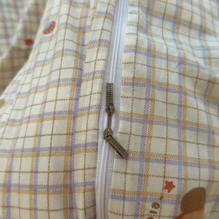 91家纺网 家纺一手货源 找家纺 铭博家纺 新款直播爆款网红全棉四件套13070印花吊边一字绣纯棉被套工艺款 吉象条格-咖