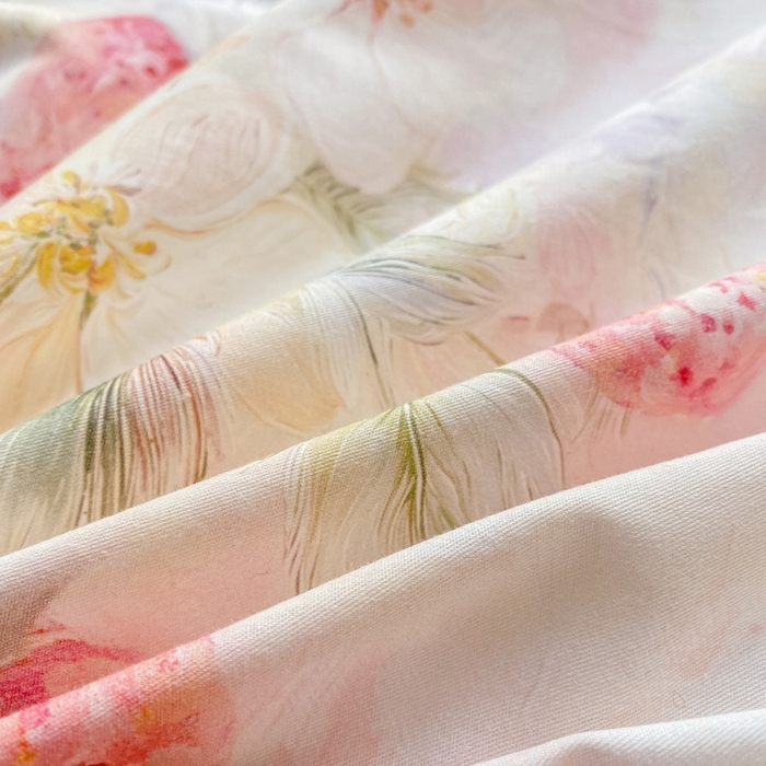 91家纺网 家纺一手货源 找家纺 凌鼎 2026新款全棉数码印花四件套 草莓花语-粉