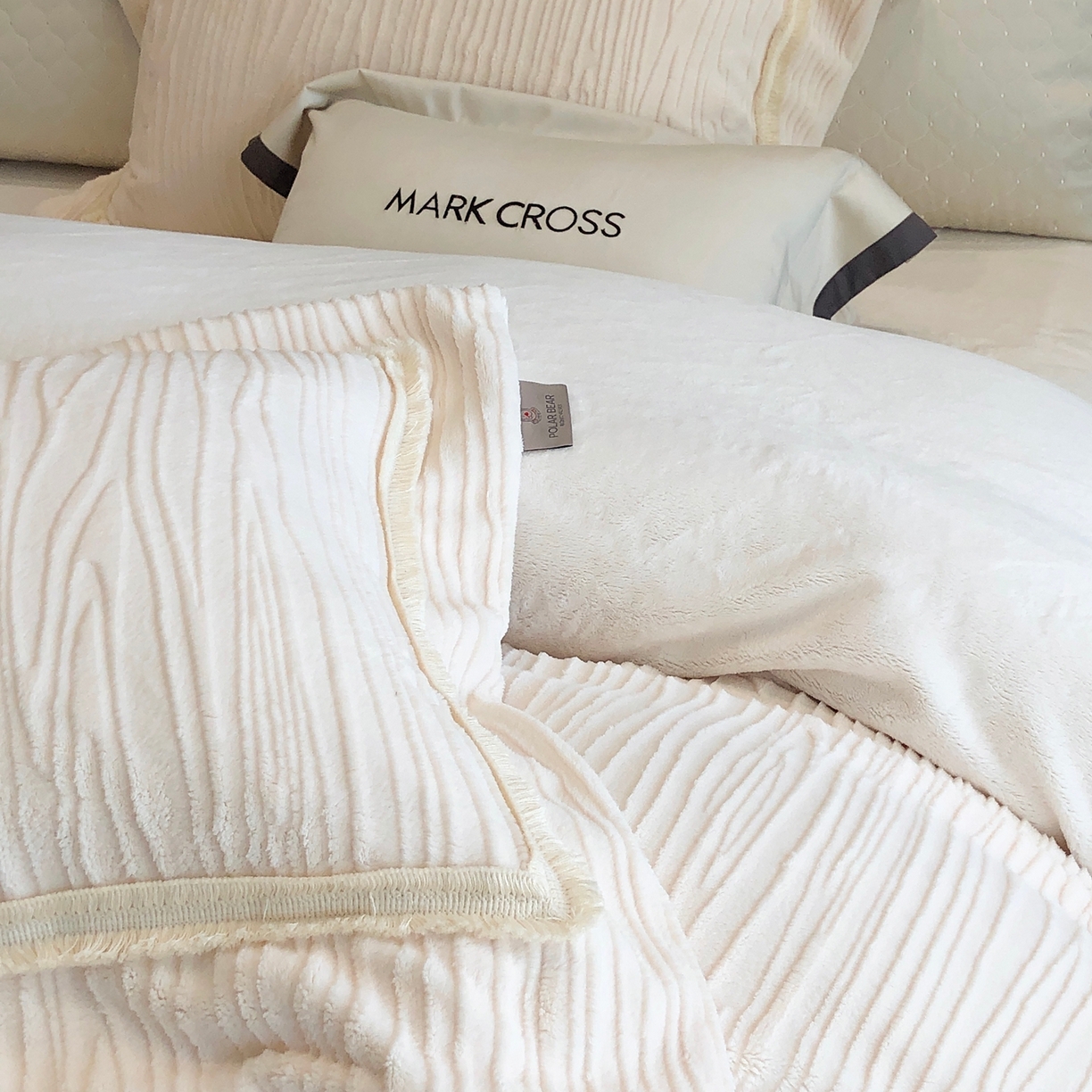 91家纺网 家纺一手货源 找家纺 （总）佳汐蓝家纺 2026新款奢雅云柔立体浮雕流苏款四件套绒绒仙踪（标价为控价）