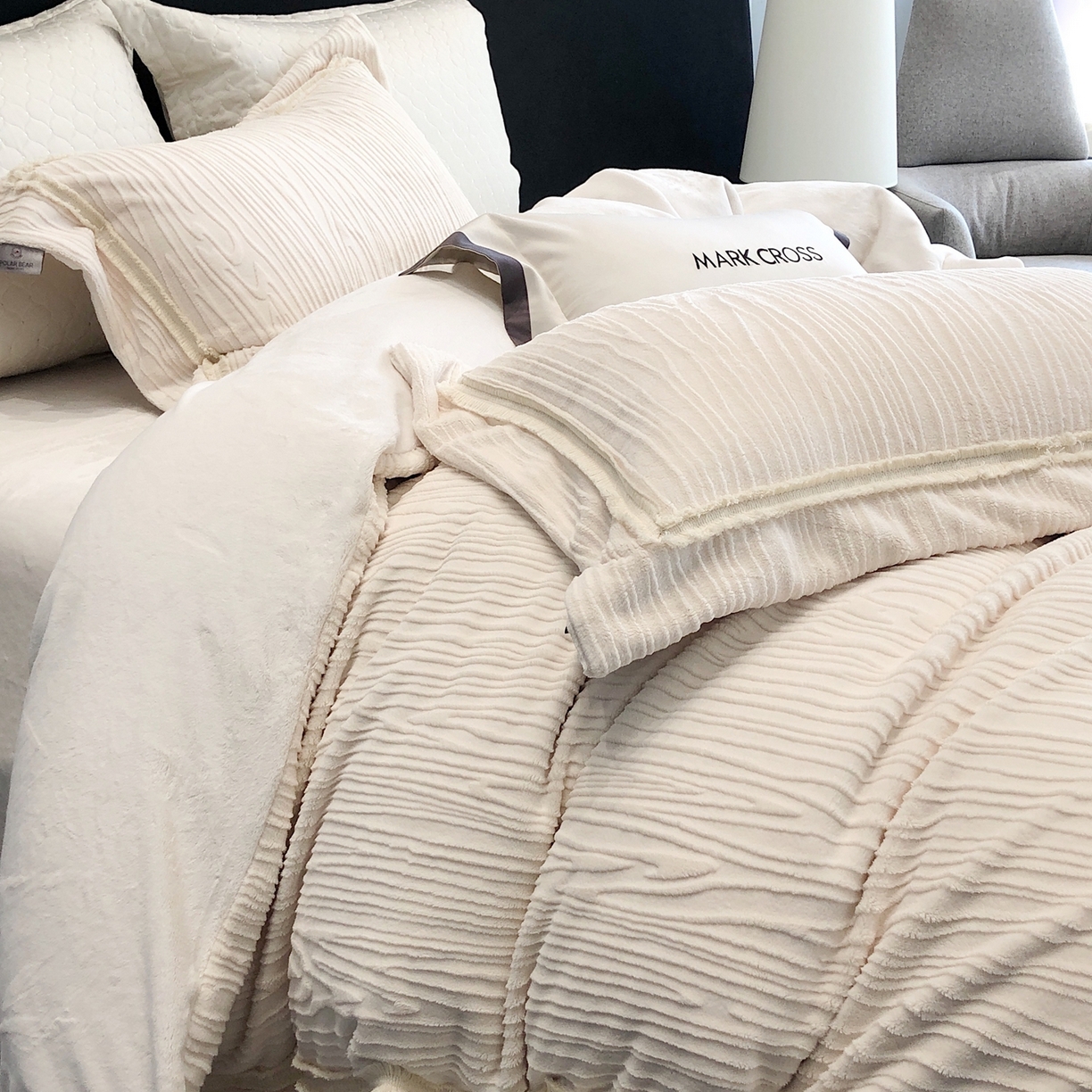 91家纺网 家纺一手货源 找家纺 （总）佳汐蓝家纺 2026新款奢雅云柔立体浮雕流苏款四件套绒绒仙踪（标价为控价）