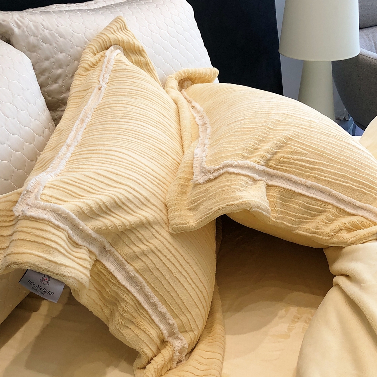 91家纺网 家纺一手货源 找家纺 佳汐蓝家纺 2026新款奢雅云柔立体浮雕流苏款四件套绒绒仙踪（标价为控价） 绒绒仙踪-曙光金