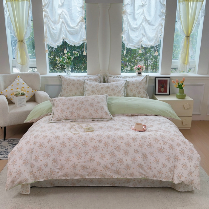 91家纺网 家纺一手货源 找家纺 铭博家纺 新款直播爆款网红全棉四件套13070印花吊边一字绣纯棉被套工艺款 雅花意