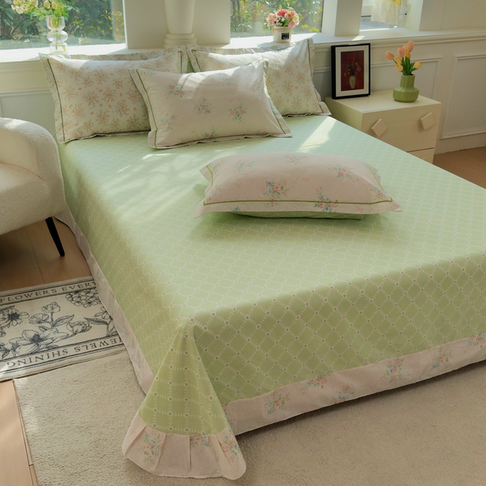 91家纺网 家纺一手货源 找家纺 （总）铭博家纺 2025新款直播热款全棉吊边一字绣工艺款13070印花全棉单床单