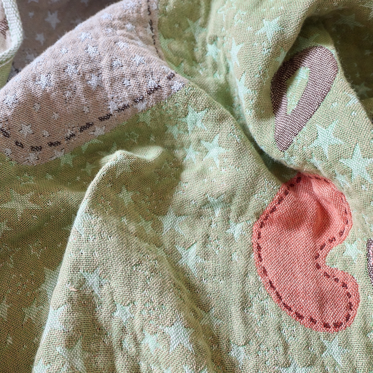 91家纺网 家纺一手货源 找家纺 （总）沐瑟家纺 2025新款卡通A类全棉四层纱布浴巾加大毛巾-第五组