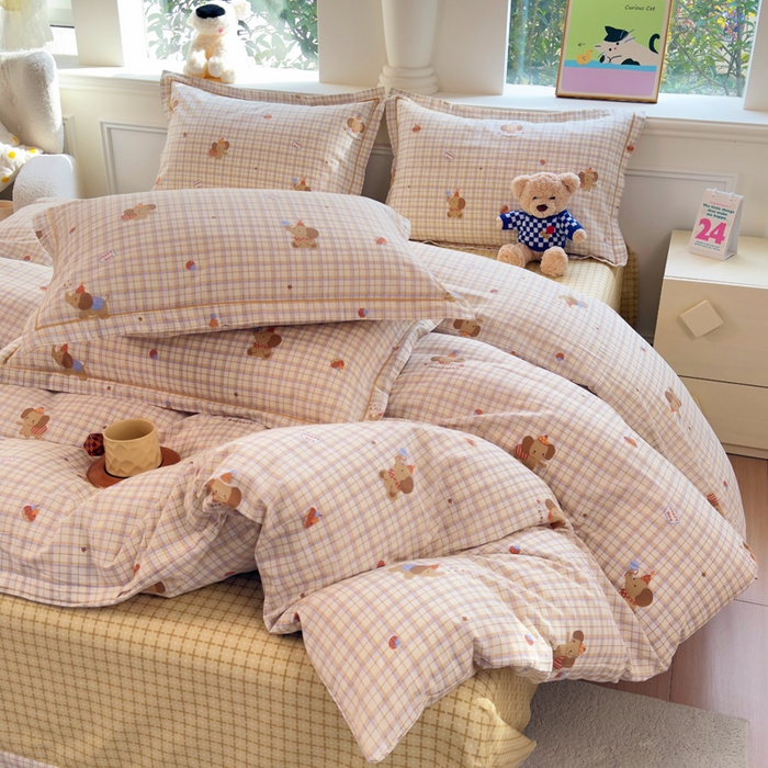 91家纺网 家纺一手货源 找家纺 铭博家纺 2025新款直播热款全棉吊边一字绣工艺款13070印花全棉单床单 吉象条格-咖