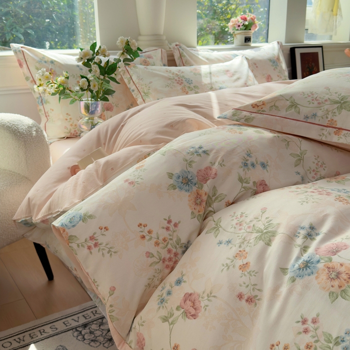 91家纺网 家纺一手货源 找家纺 铭博家纺 2025新款直播热款全棉吊边一字绣工艺款13070印花全棉单床单 旷野风眠